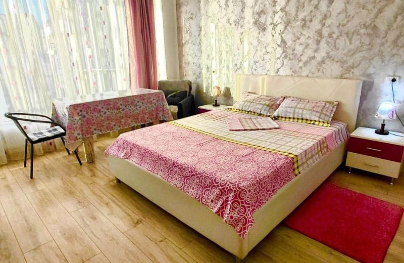 Rent of a comfortable furnished 1-room apartment, 30 m², Mamaia, Constanța, Romania